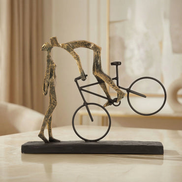 Love So Young - Couple Figurine