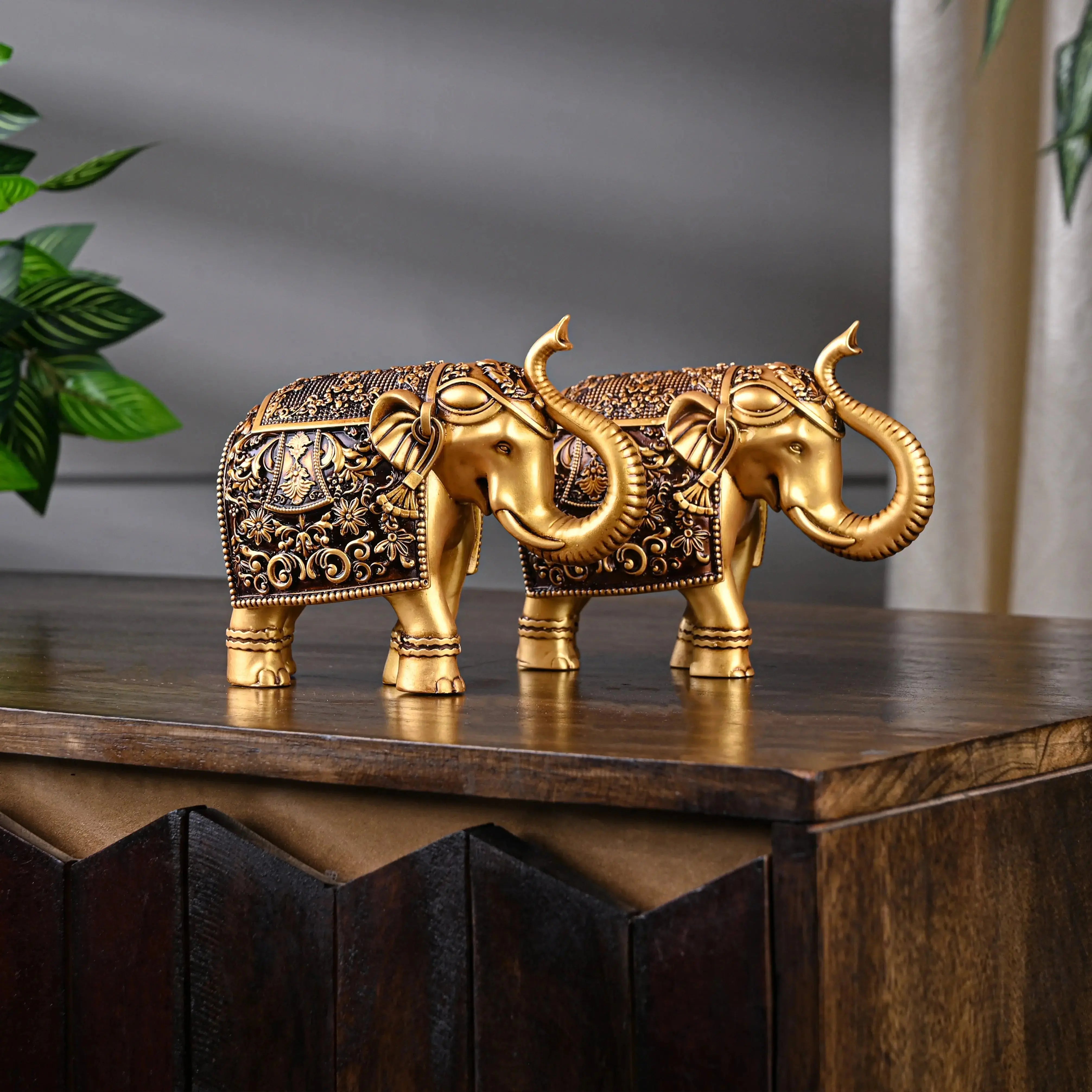 Royal Elephant Statue