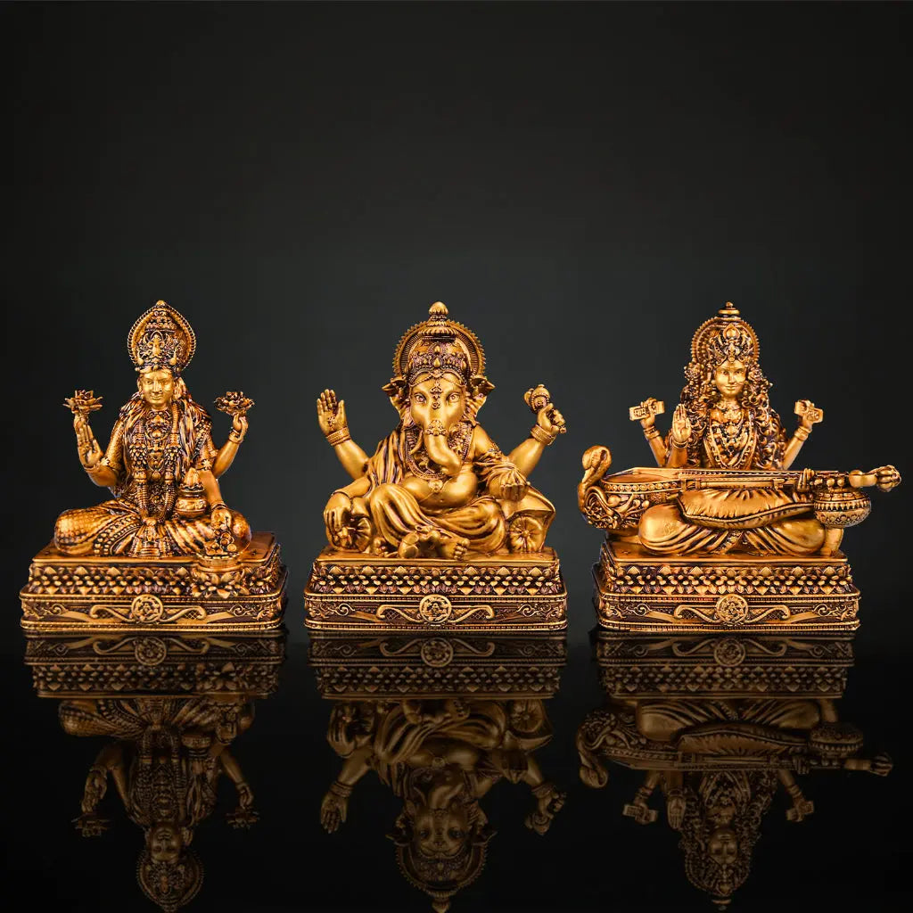 Shree Lakshmi Saraswati Ganesha Murti (Chowki)