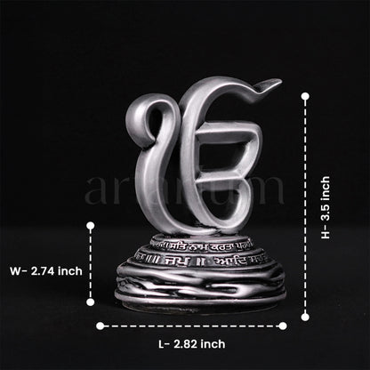 Ek Onkar Car Dashboard theartarium