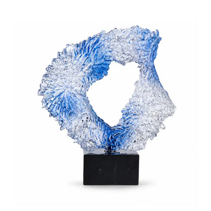 Frozen Wave: Ocean-Inspired Sculpture 