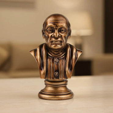 Sardar Vallabhbhai Patel Car Dashboard Idol