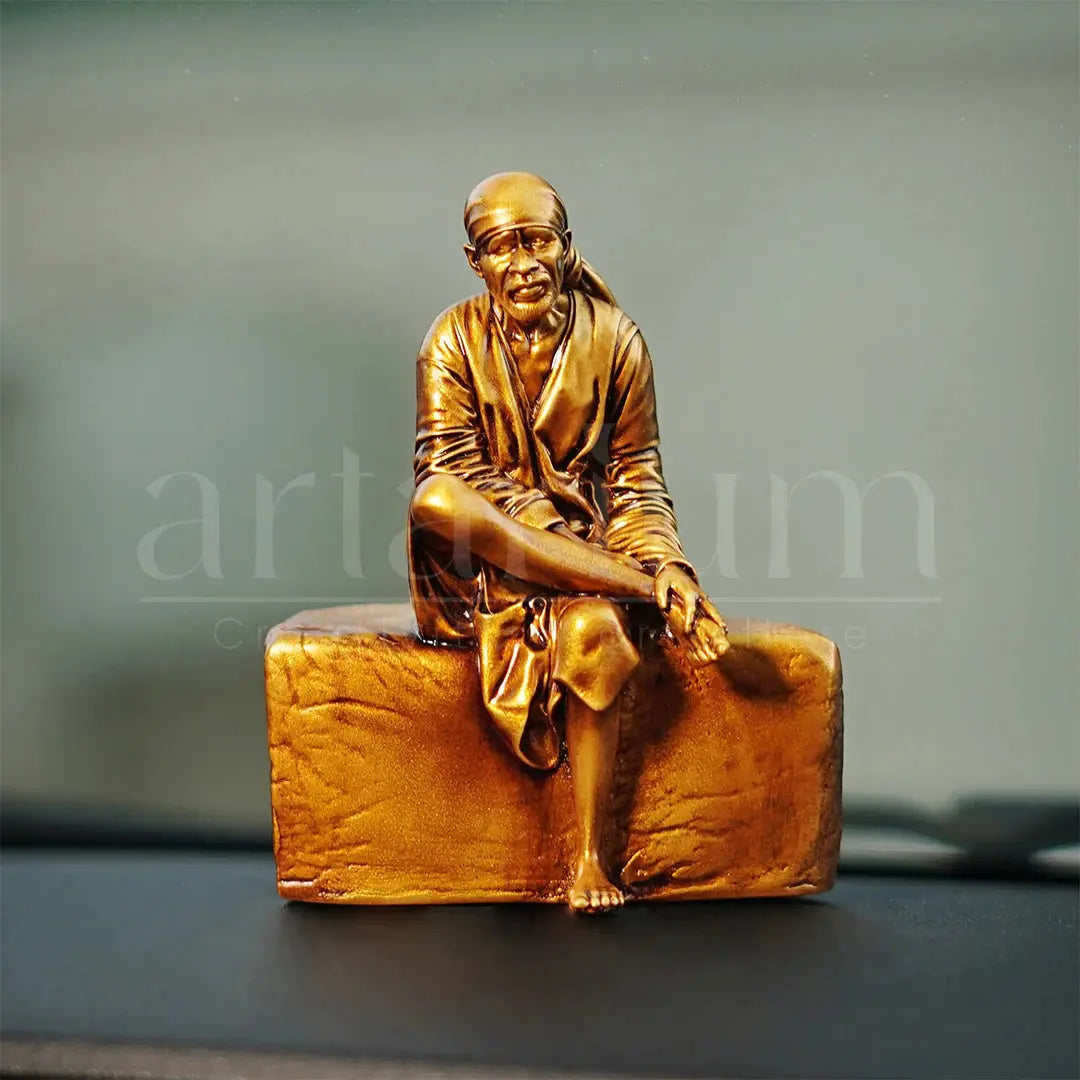 sai baba statue