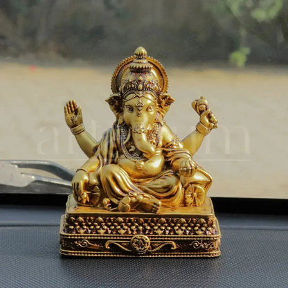 Vinayaka Car Dashboard theartarium