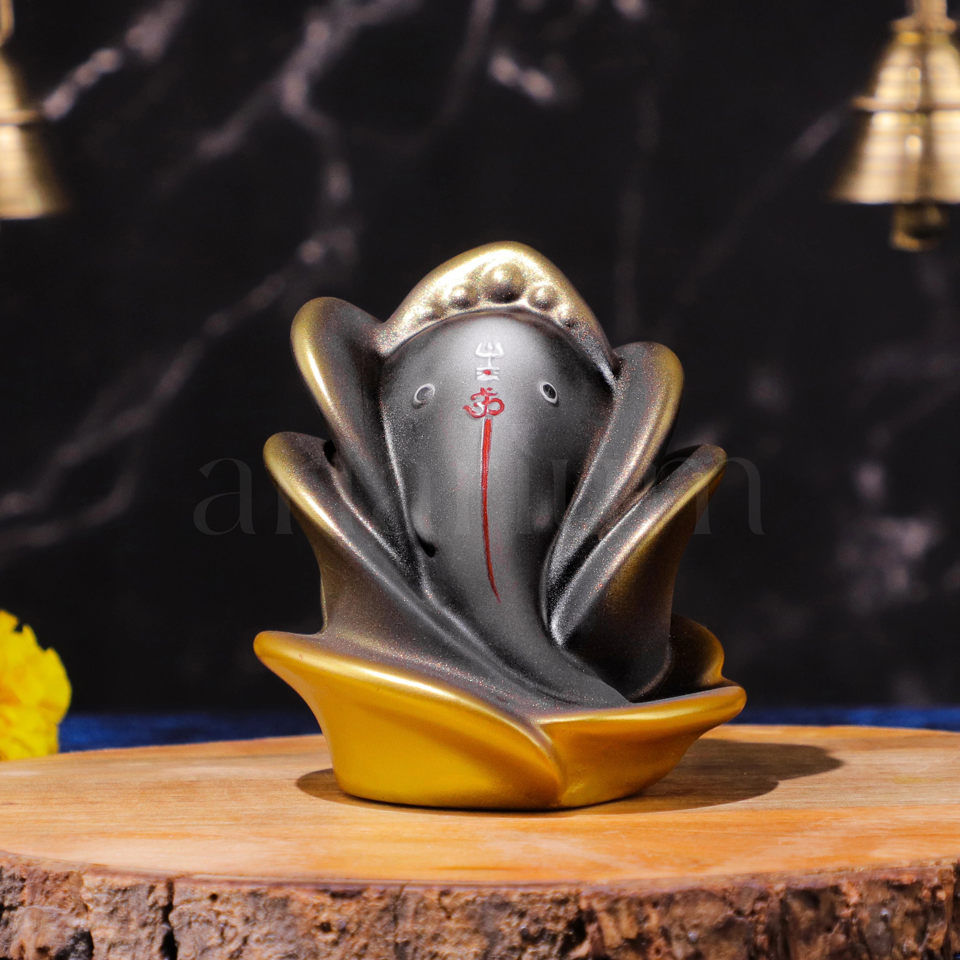 Rose Ganesha Car Dashboard