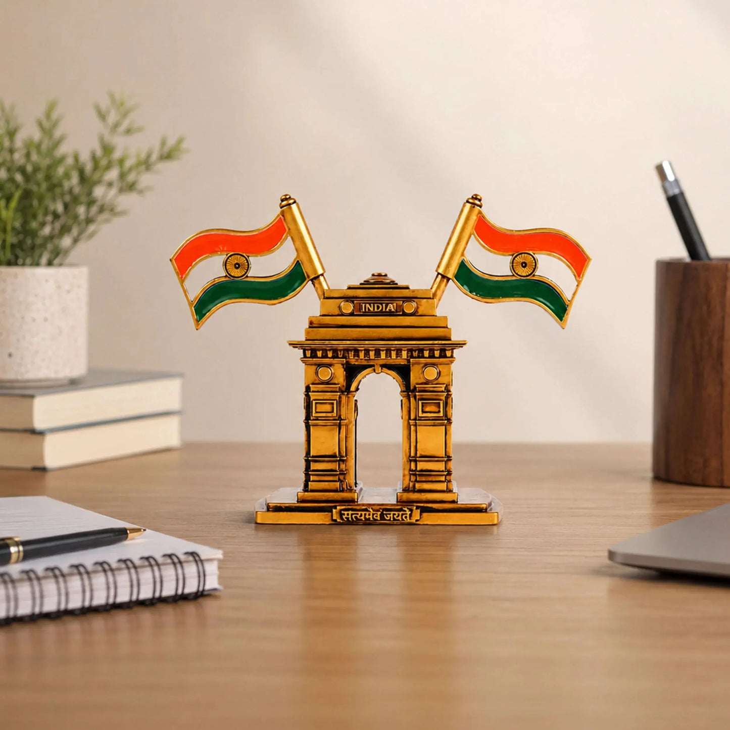 India Gate Car Dashboard Idol