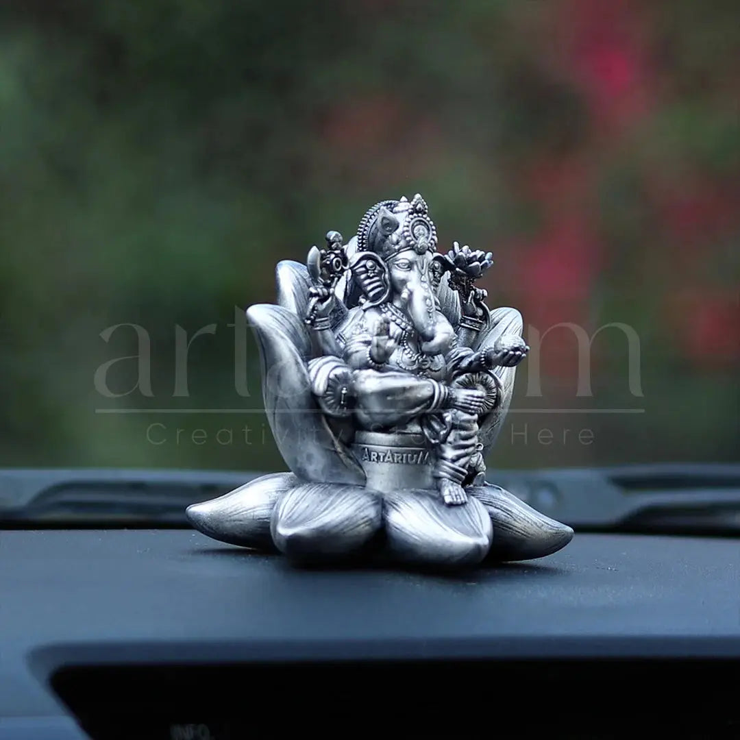 Padma Ganesha Car dashboard theartarium