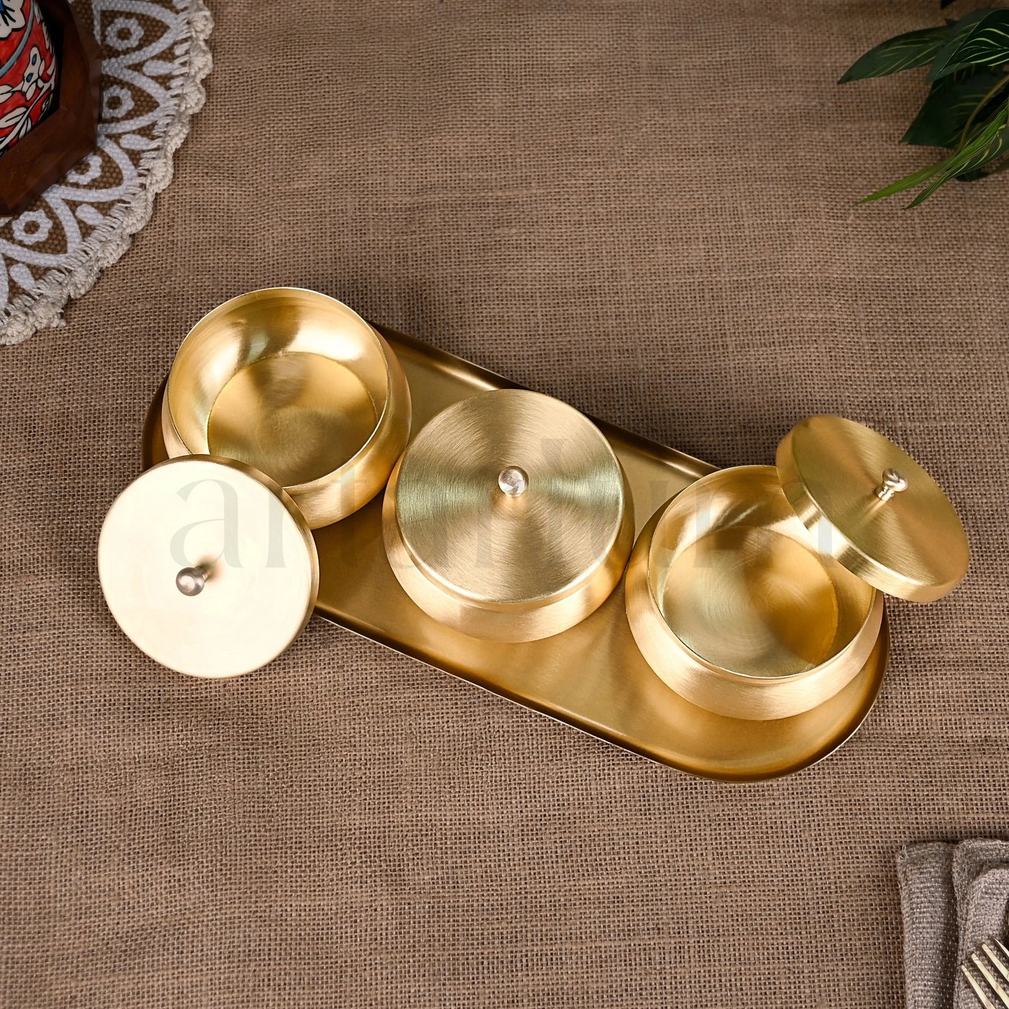 Brass Nut Bowl Set theartarium