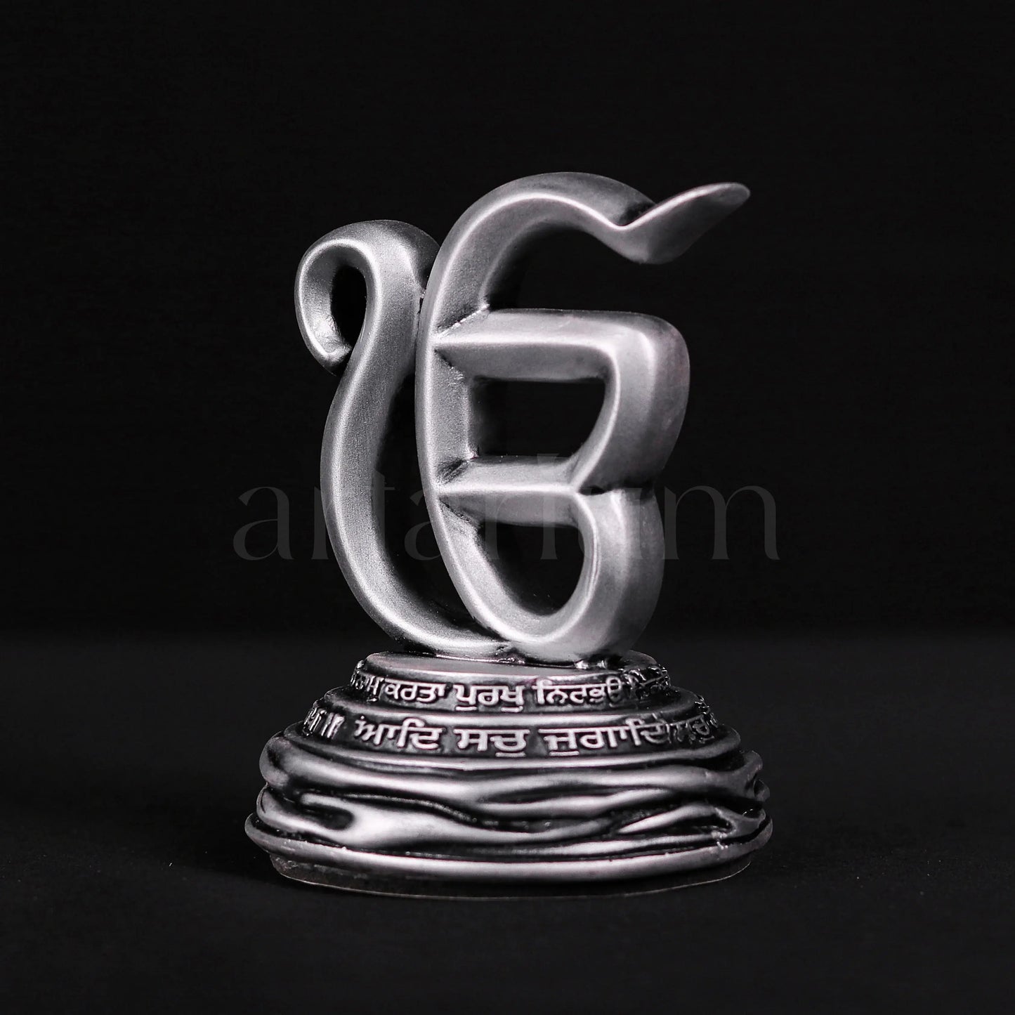 Ek Onkar Car Dashboard theartarium