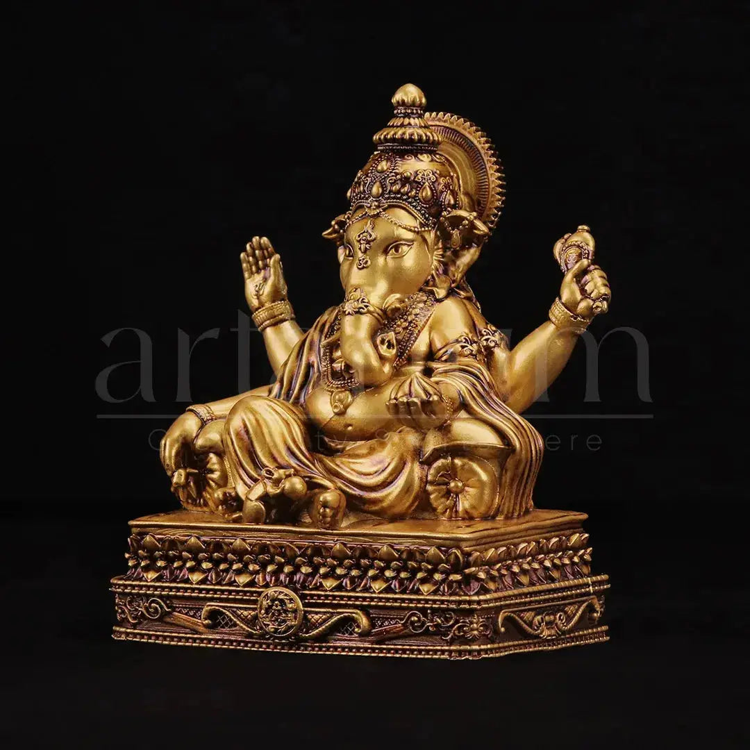 Vinayaka Car Dashboard theartarium