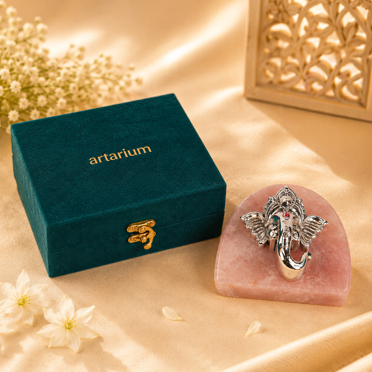 Vakratunda: Ganesha Silver-Plated Idol Artarium