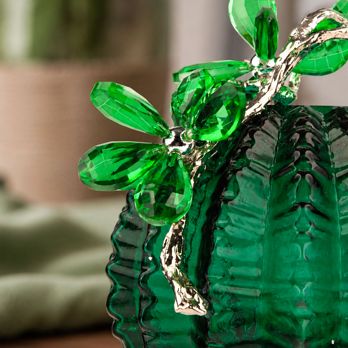 Emerald Leaf Crystal Vase 