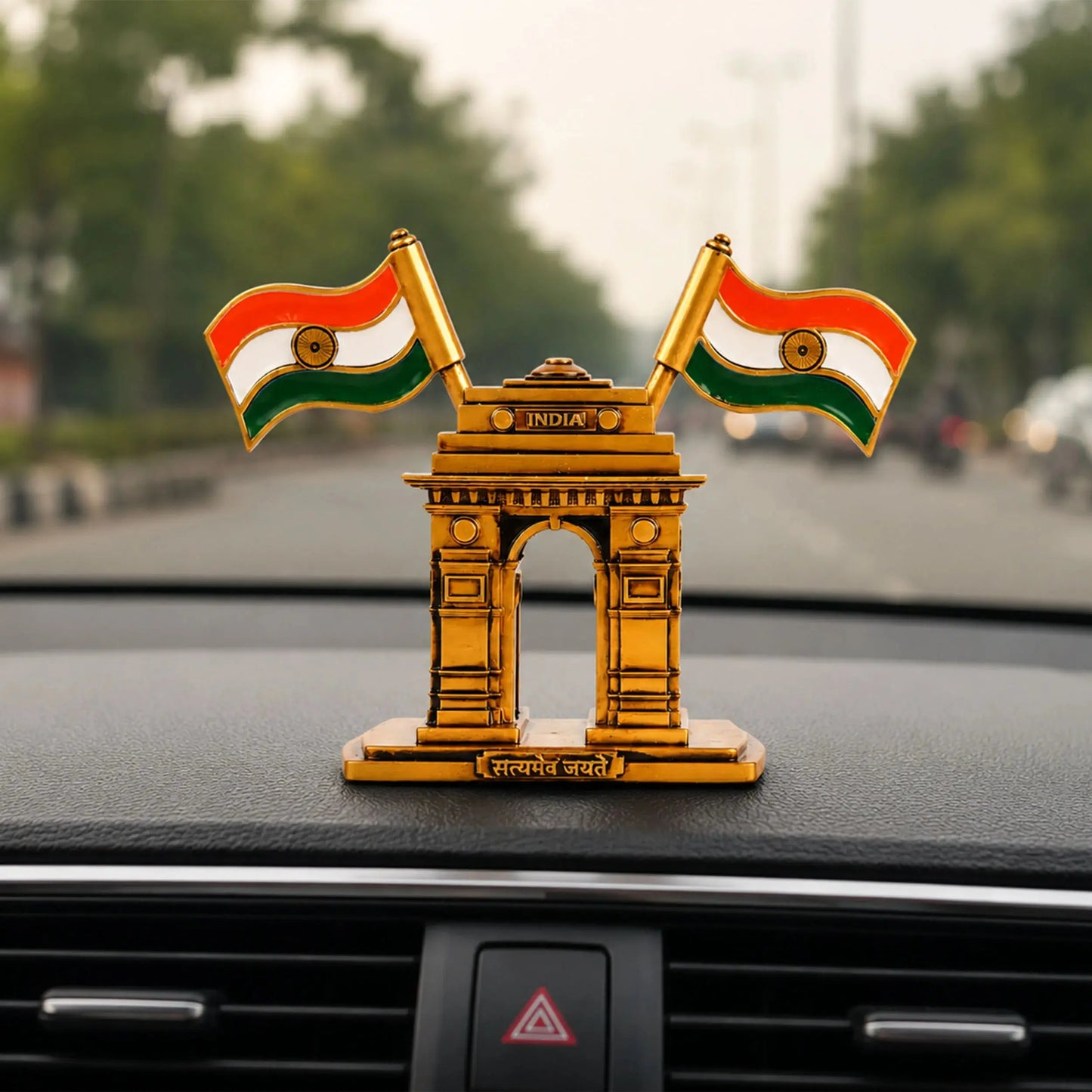 India Gate Car Dashboard Idol