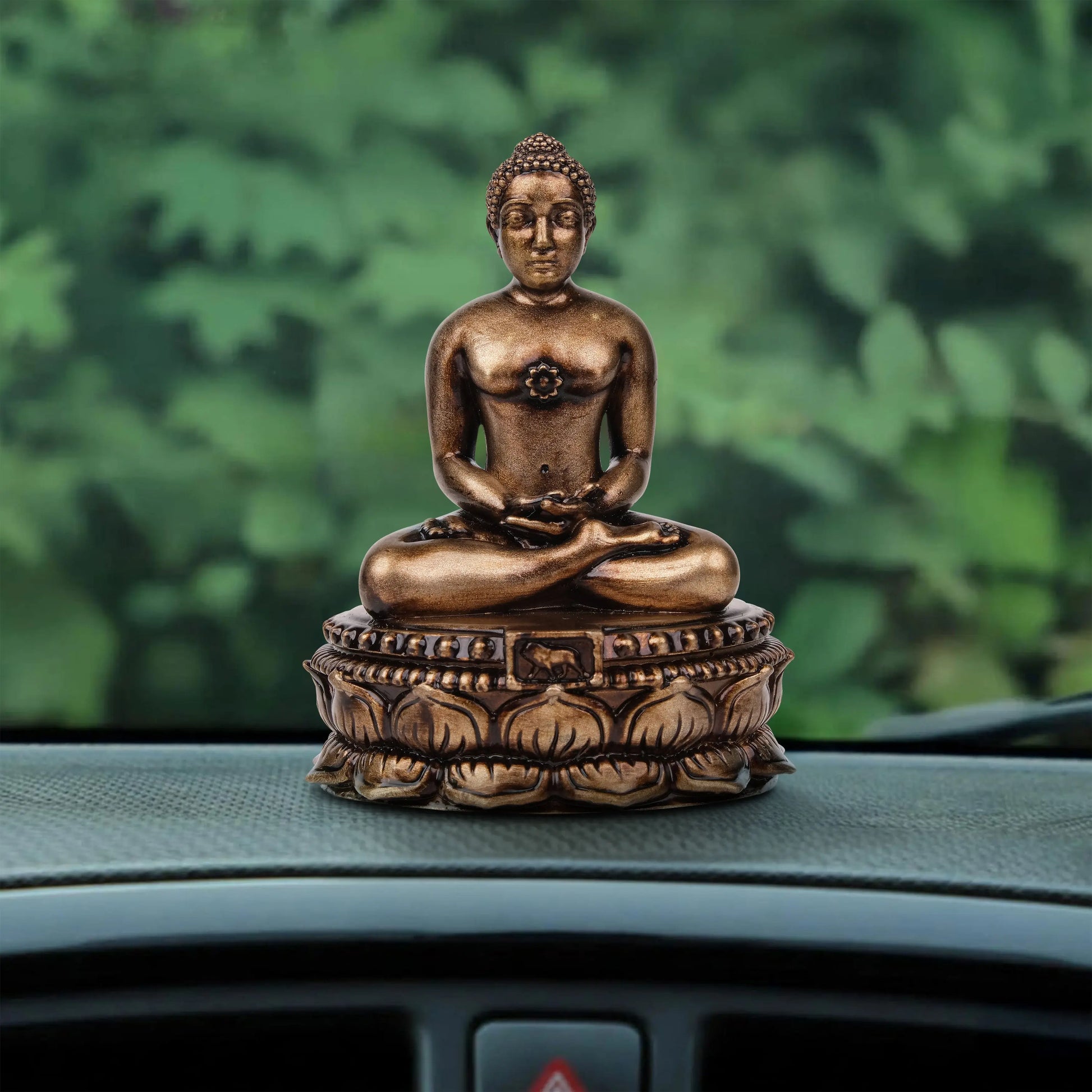 Lord Mahavir Car Dashboard Idol