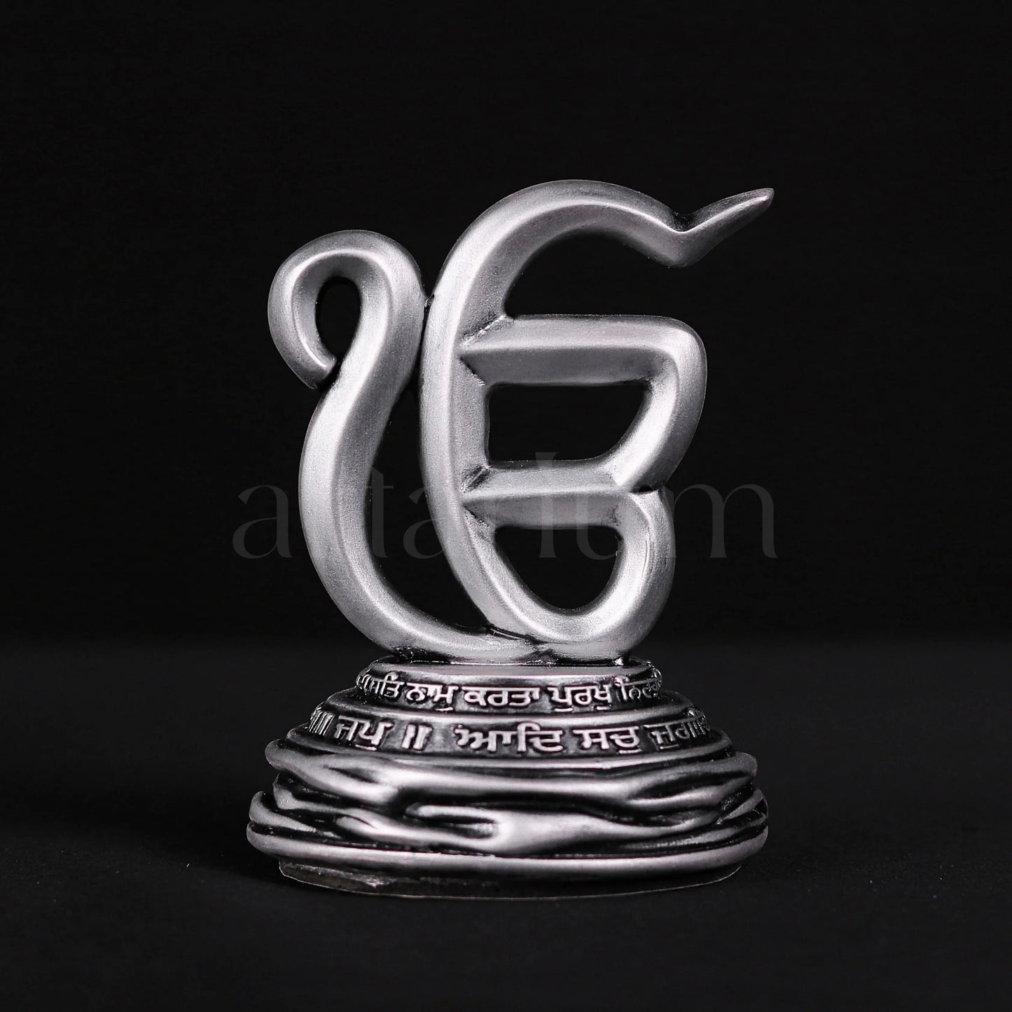 Ek Onkar Car Dashboard theartarium