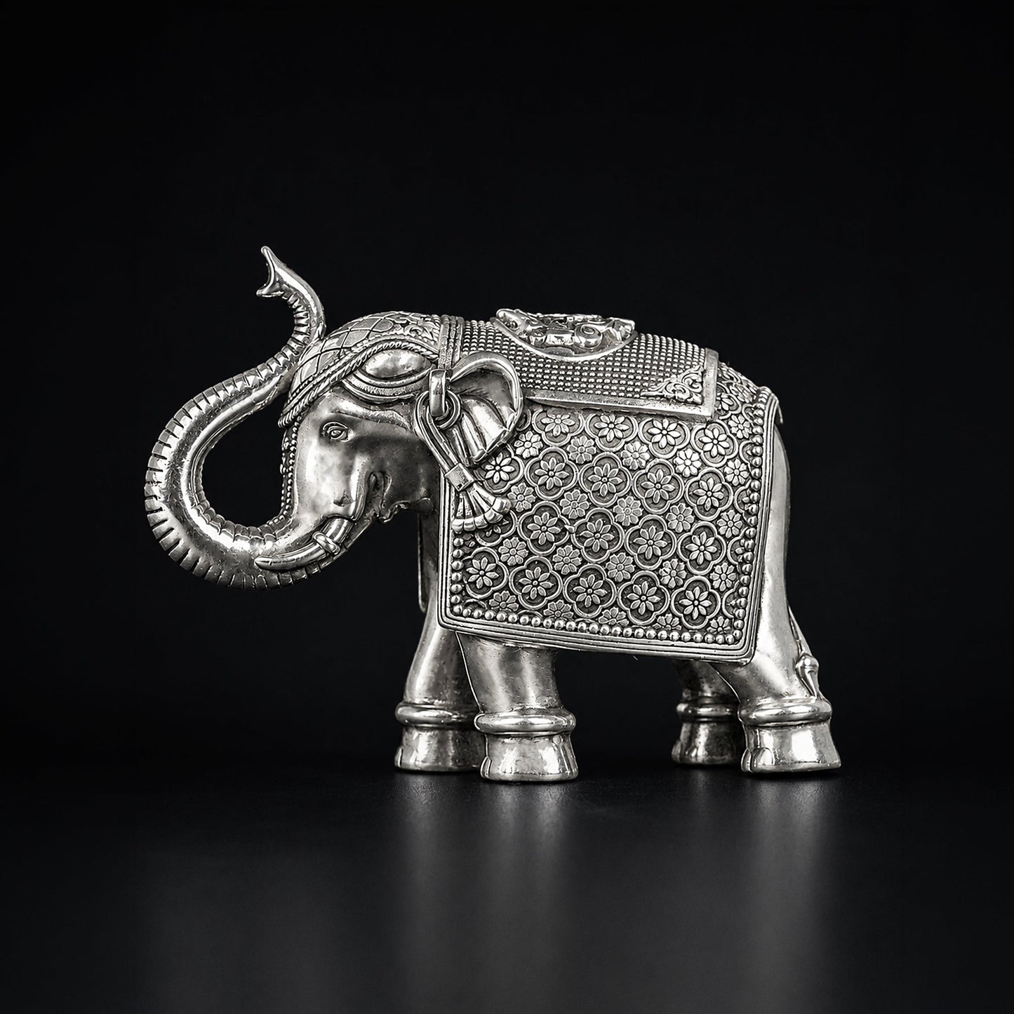 Indian Elephant 999 Silver 