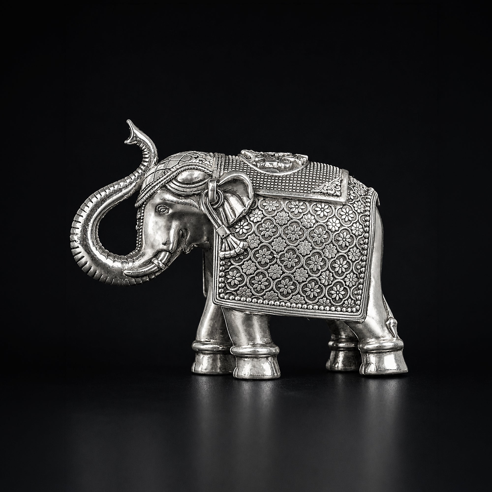 Indian Elephant 999 Silver 