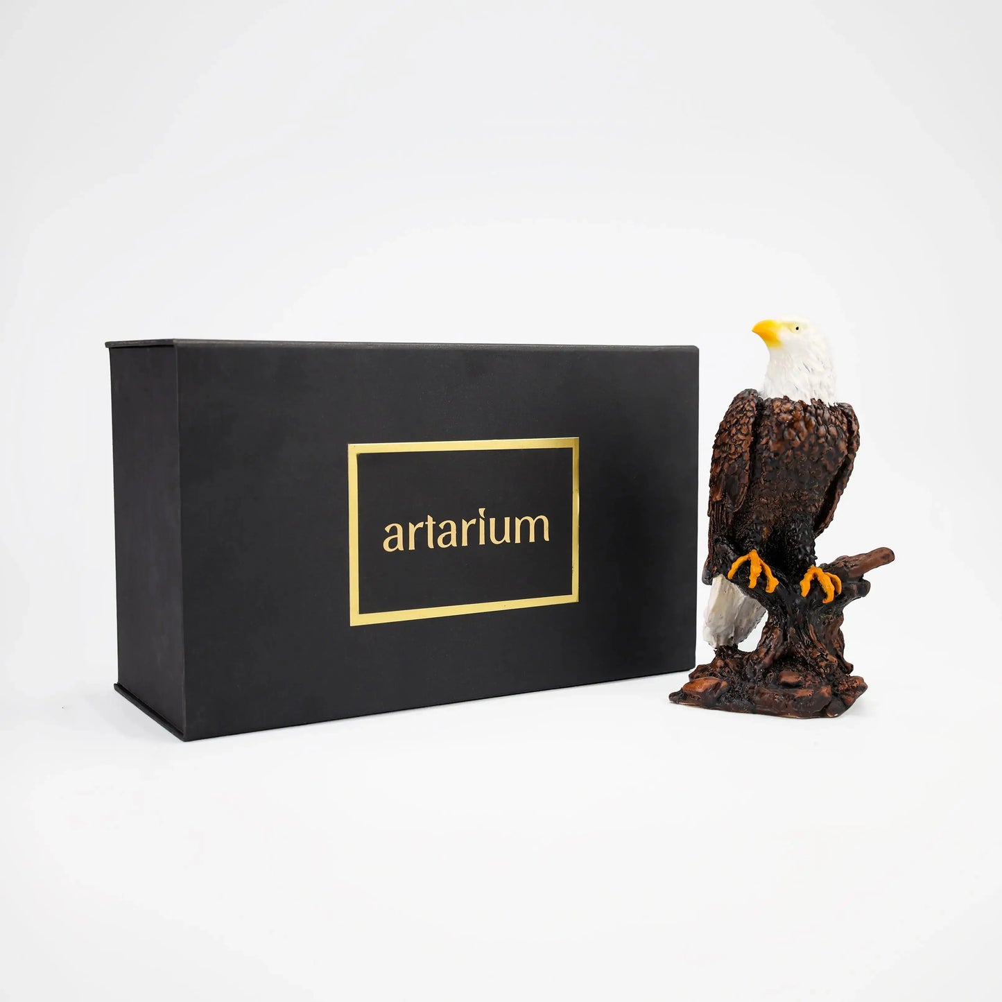 Mighty Eagle with Gift Box theartarium