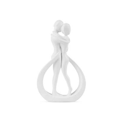 Kissing Couple Statue