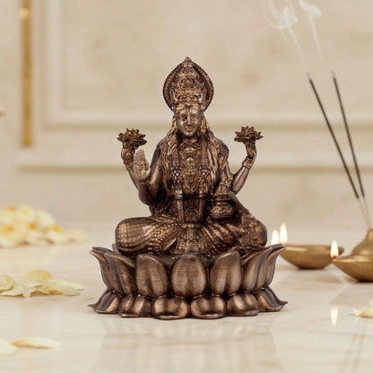 Dhanalaxmi Murti (Lotus) Car dashboard