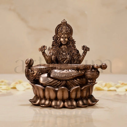 Veena Vadini Saraswati (Lotus)