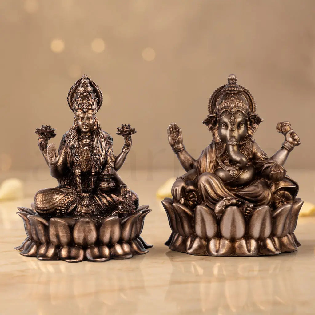 Dhanlaxmi Ganpati Bappa Murti (Lotus)