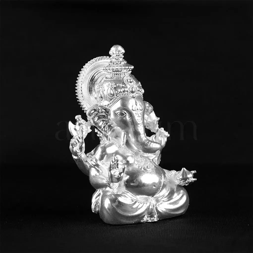 Ganesh Idol Car Dashboard theartarium