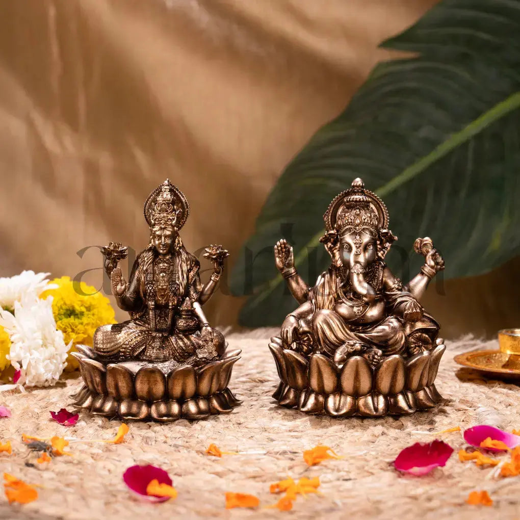Dhanlaxmi Ganpati Bappa (Lotus) Car Dashboard