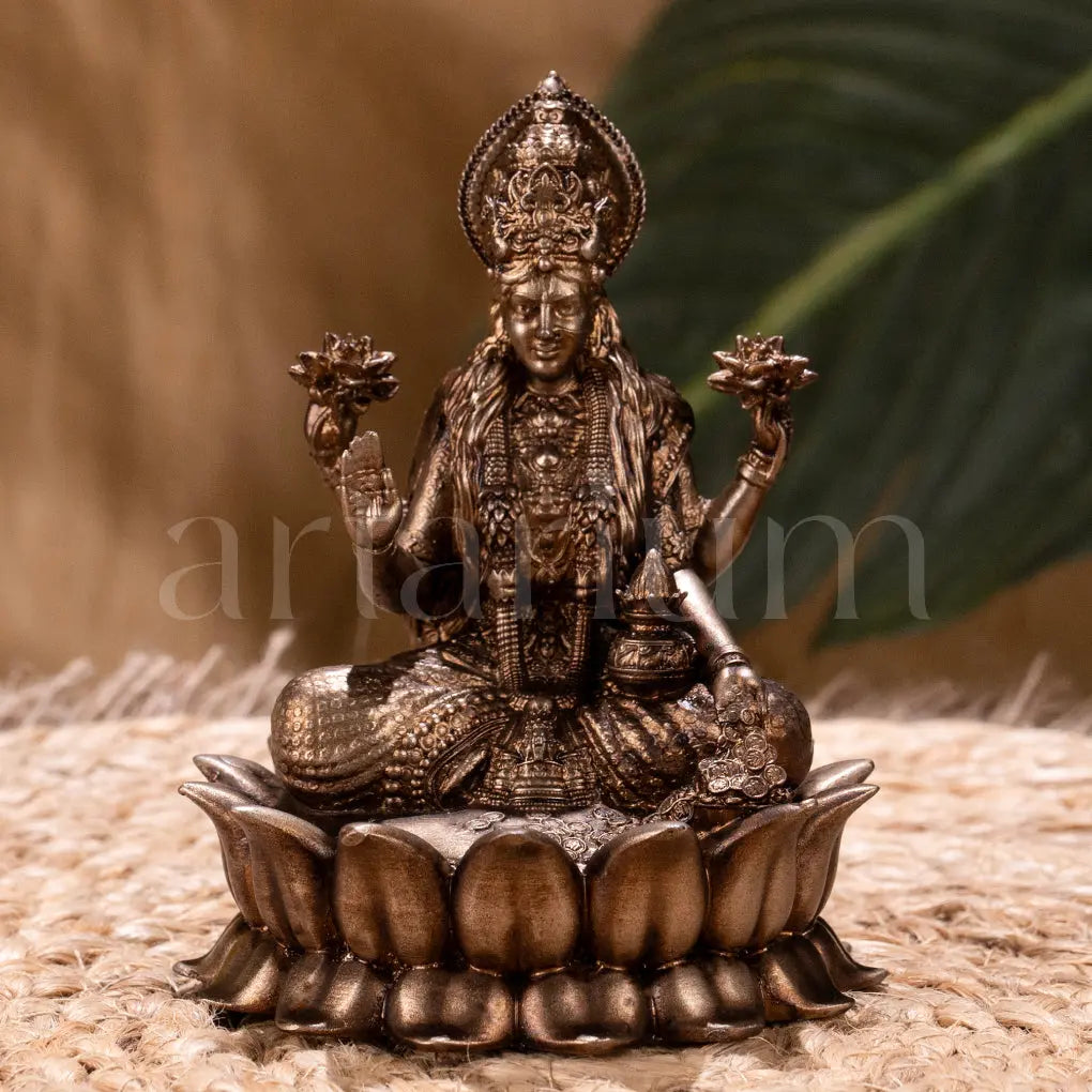 Dhanlaxmi Ganpati Bappa (Lotus) Car Dashboard theartarium