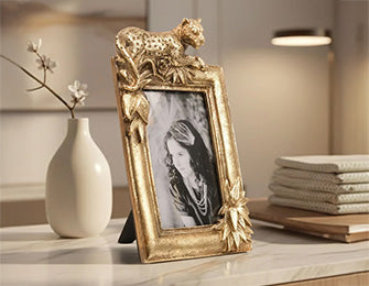 Wild Majesty - Vintage/Antique Leopard Frame