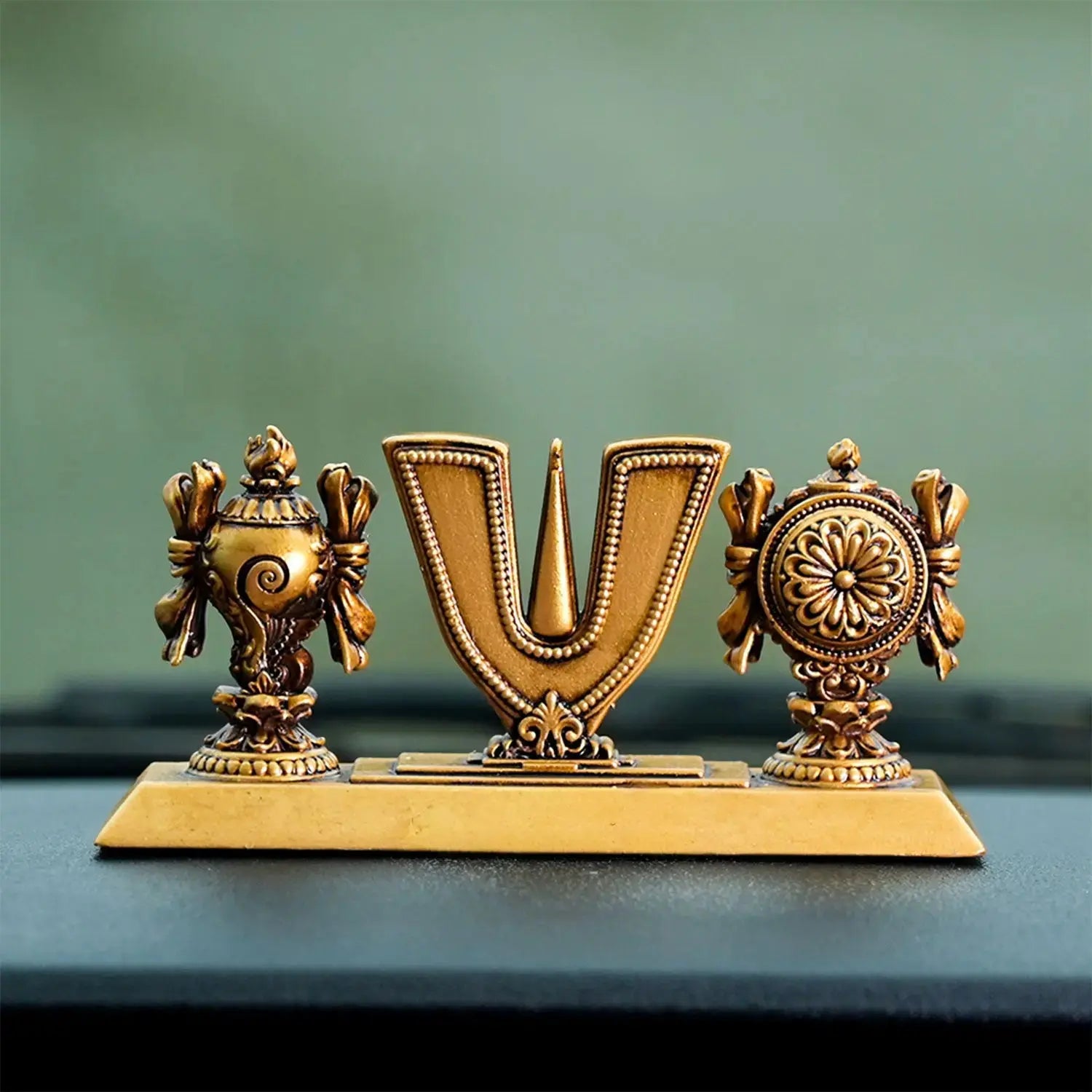 Vaishnav Tilak Car Dashboard