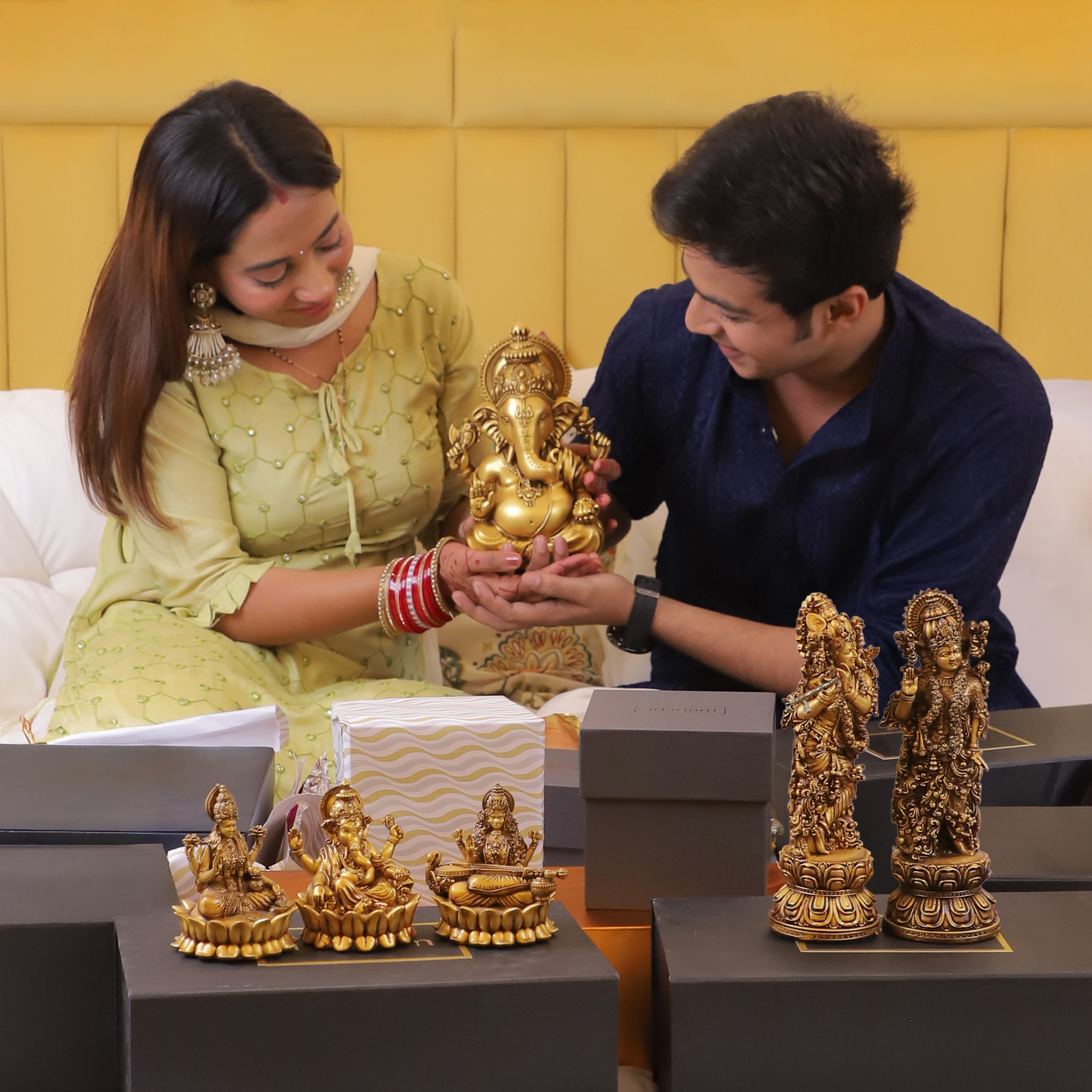 God murtis for gifting