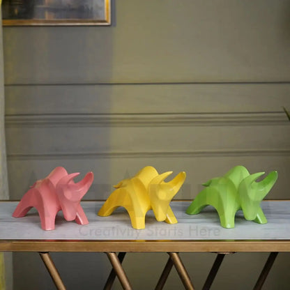 Stylized Charging Bull Figurine theartarium