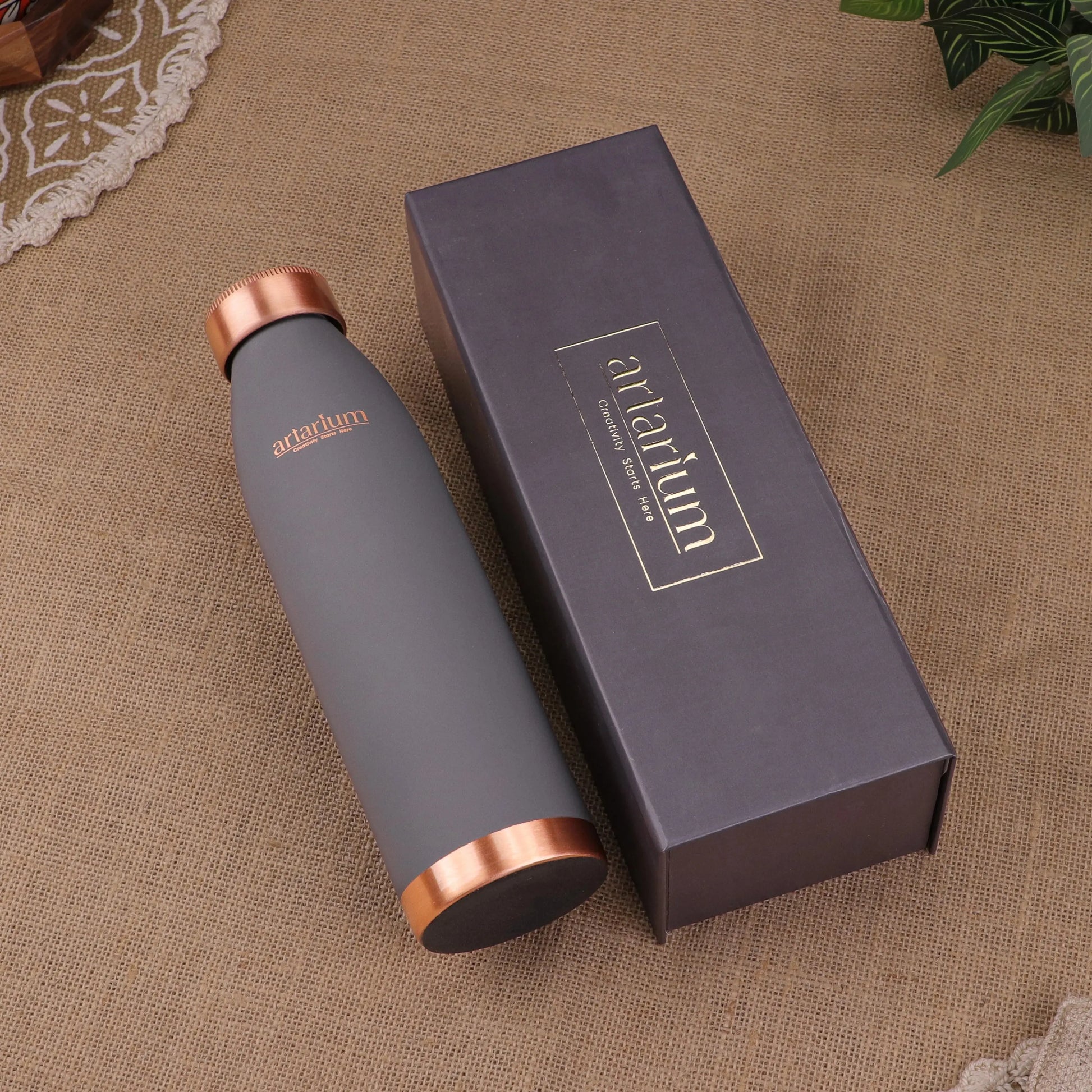 eco-friendly-copper-water-bottle-with-gift-box