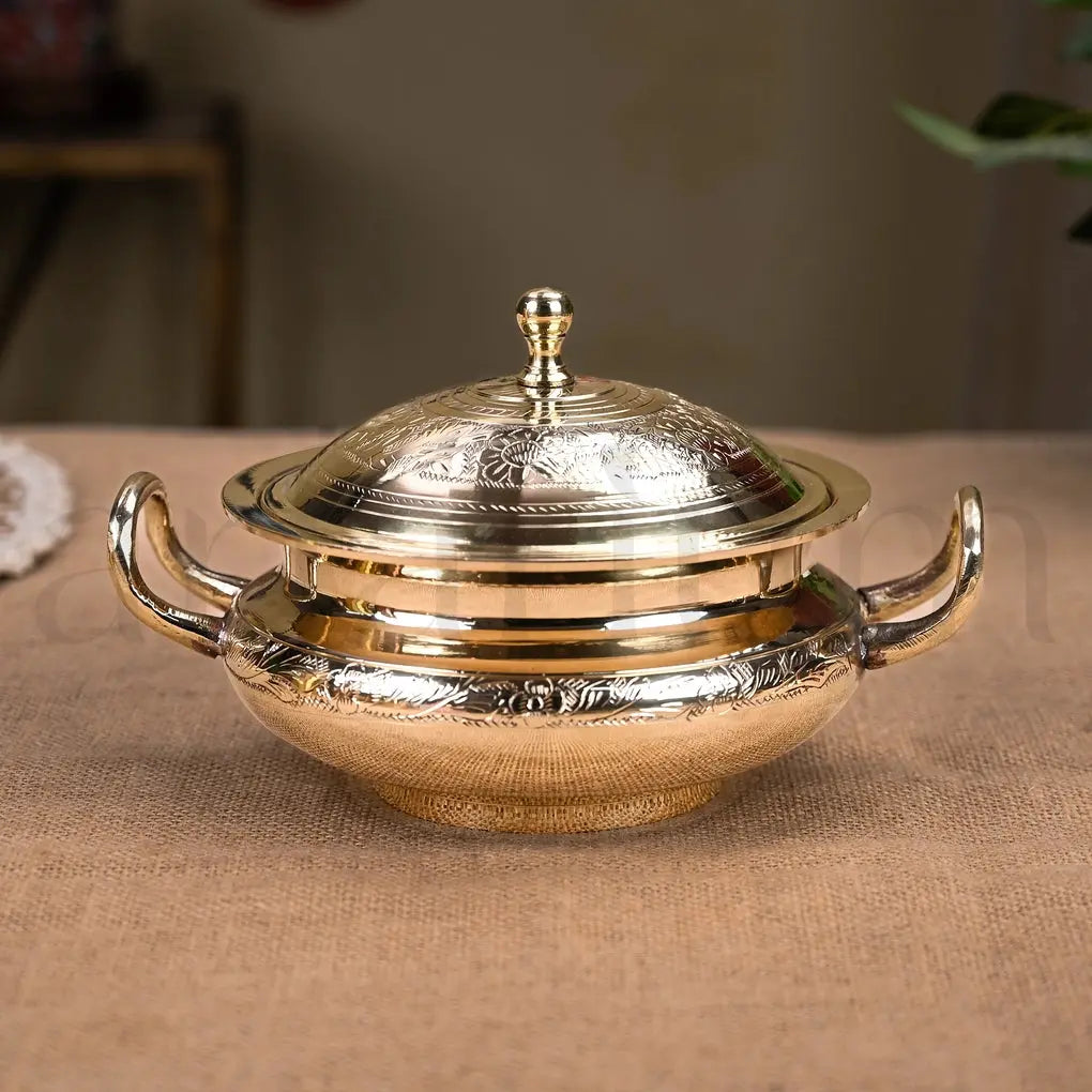 Handcrafted Brass Serving Pot With Lid theartarium